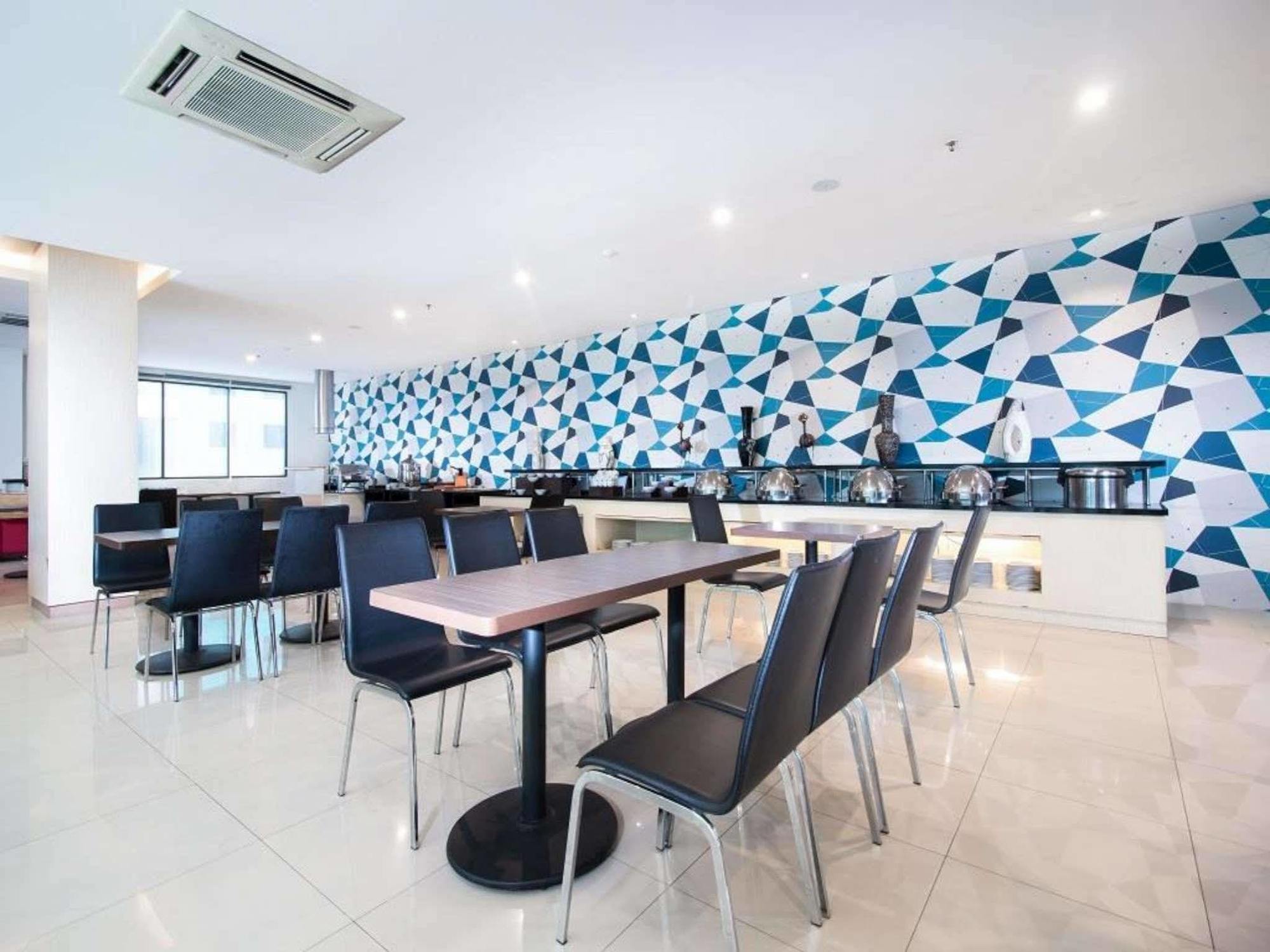 88 Mangga Besar 62 - Breakfast - Near By Ancol And Government Center Jakarta