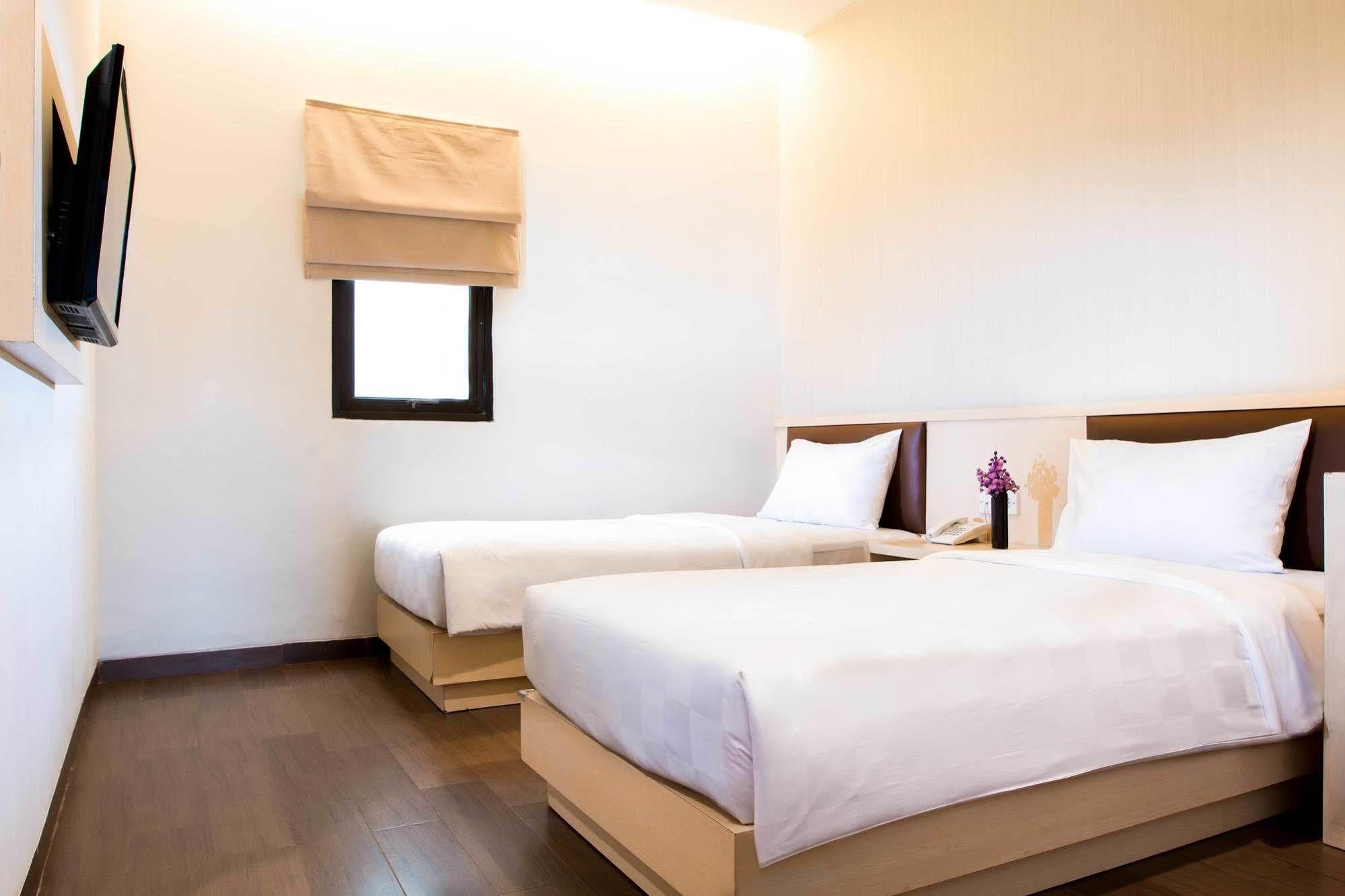 88 Mangga Besar 62 - Breakfast - Near By Ancol And Government Center